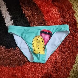Men's Swimwear Sexy Gay Intrest Swim Bikini Briefs Swimming Sz XL.